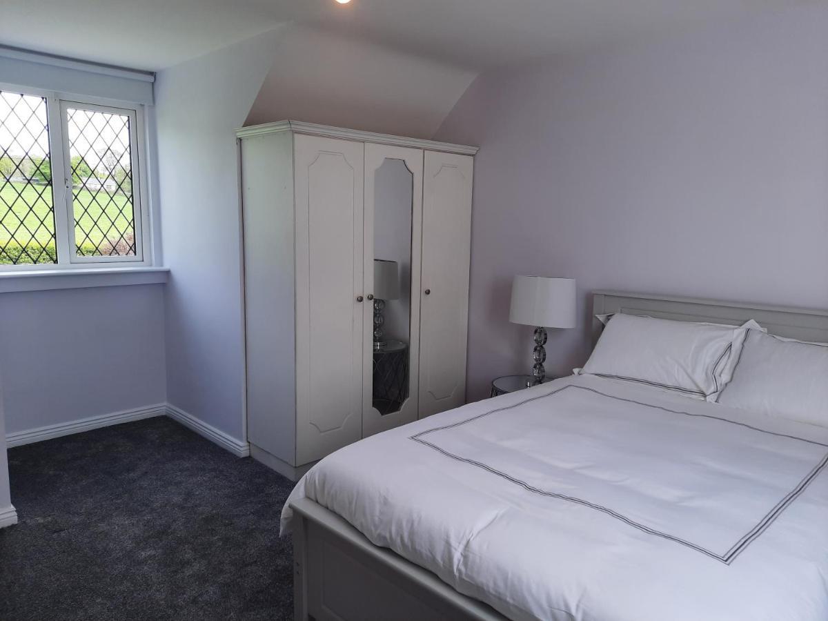 4 Bedroom, 15 Min To Limerick City Quiet Retreat. Екстериор снимка
